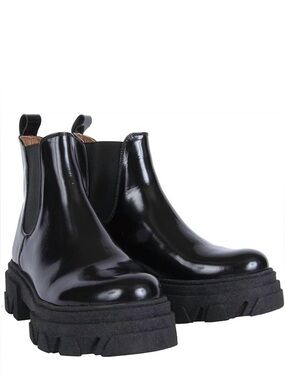 NEW URBNKICKS women's chelsea shinny leather boots in black size 6